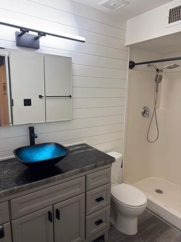 17046 N 37th Avenue, Glendale, AZ 85308