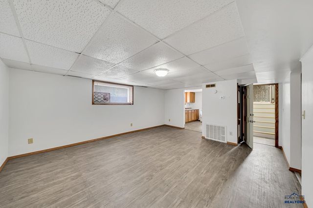 629 WOOD AVE, Rapid City, SD 57701