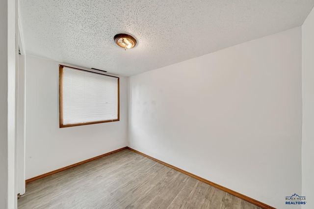 629 WOOD AVE, Rapid City, SD 57701