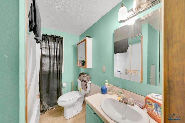 629 WOOD AVE, Rapid City, SD 57701