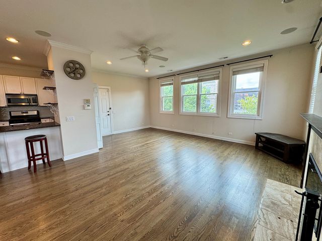 2641 N TALMAN Avenue 2, Chicago, IL 60647