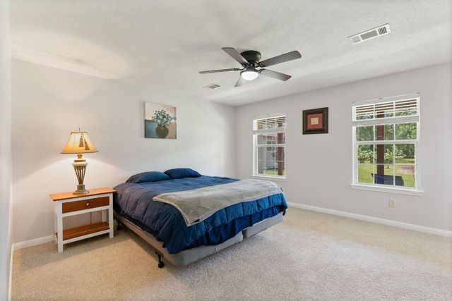 445 Woolridge Dr Drive, Conroe, TX 77301