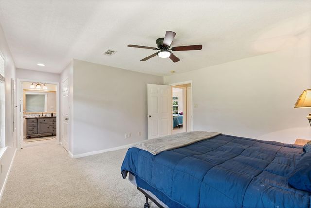 445 Woolridge Dr Drive, Conroe, TX 77301