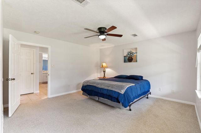 445 Woolridge Dr Drive, Conroe, TX 77301