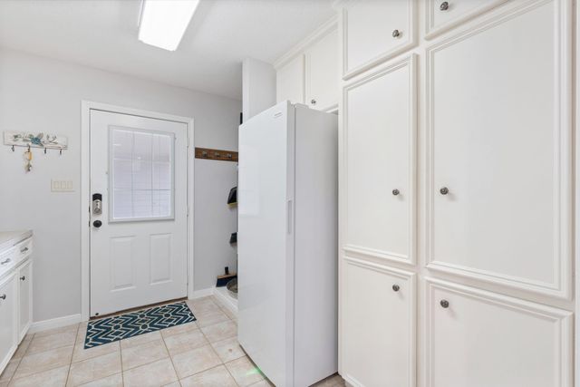 445 Woolridge Dr Drive, Conroe, TX 77301