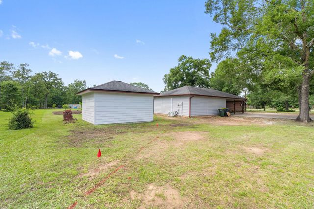 445 Woolridge Dr Drive, Conroe, TX 77301