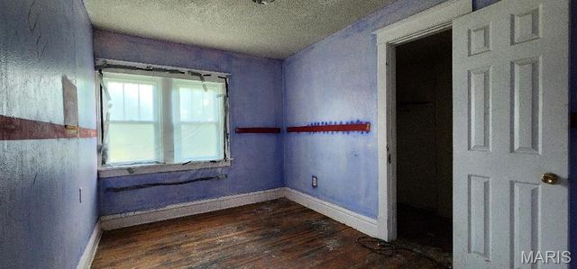 8008 Monroe Avenue, St Louis, MO 63114