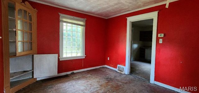 8008 Monroe Avenue, St Louis, MO 63114