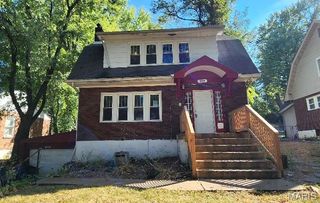 8008 Monroe Avenue, St Louis, MO 63114