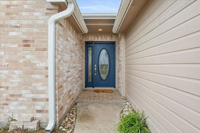 8600 Five Wells RD, Rogers, TX 76569