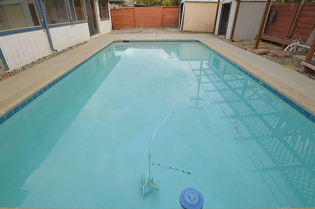 3860 E Rialto Avenue, Fresno, CA 93726