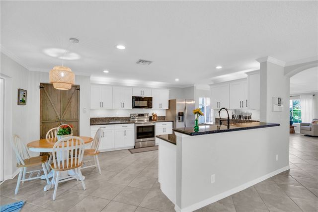 4647 56th Lane, Vero Beach, FL 32967