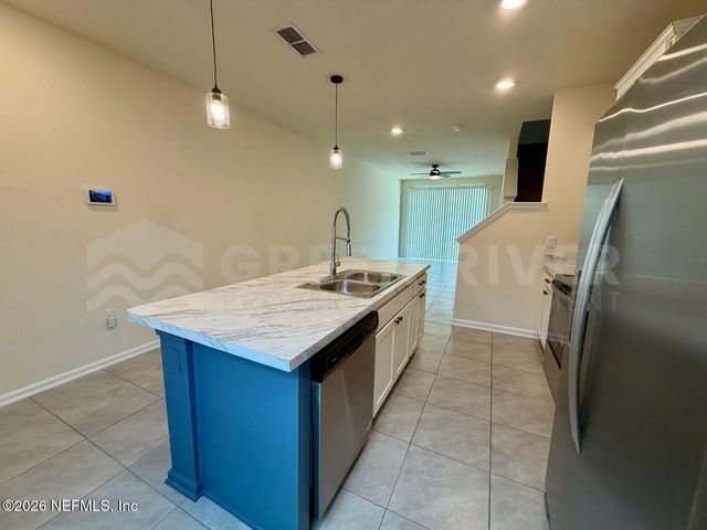 575 OAKLEAF PLANTATION Parkway 1608, Orange Park, FL 32065