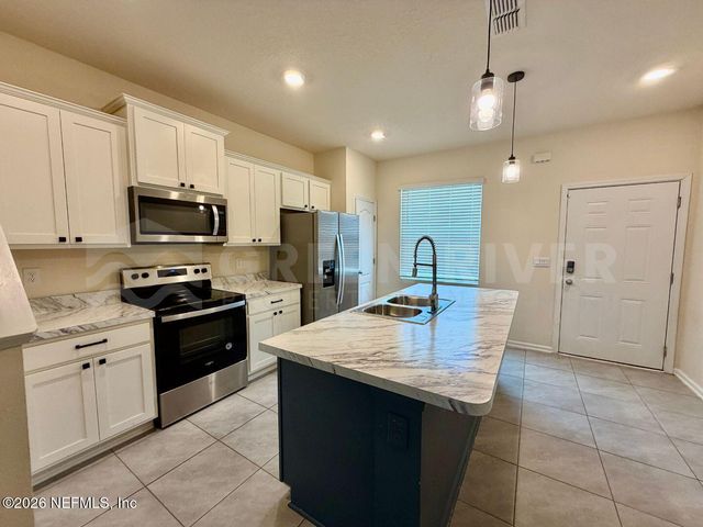 575 OAKLEAF PLANTATION Parkway 1608, Orange Park, FL 32065