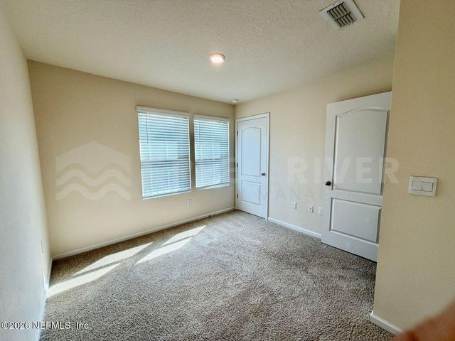 575 OAKLEAF PLANTATION Parkway 1608, Orange Park, FL 32065