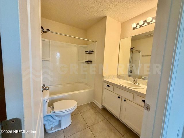 575 OAKLEAF PLANTATION Parkway 1608, Orange Park, FL 32065