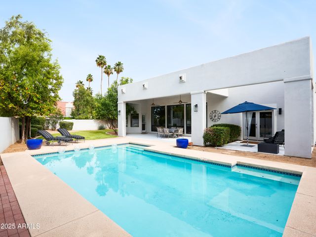 12242 N 74TH Street, Scottsdale, AZ 85260