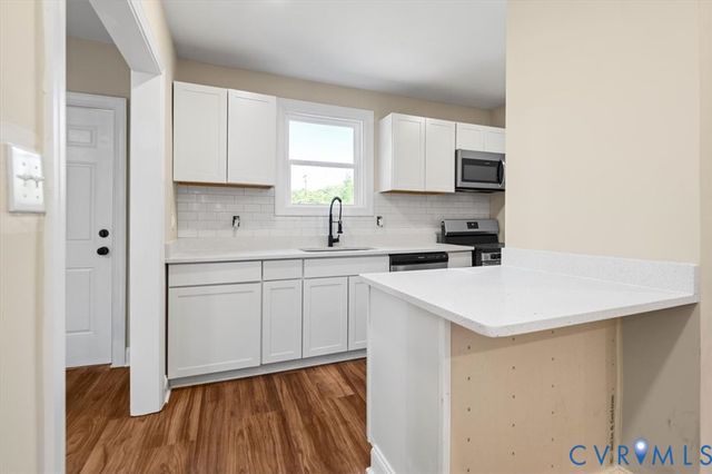 2115 Newbourne St, Richmond, VA 23223