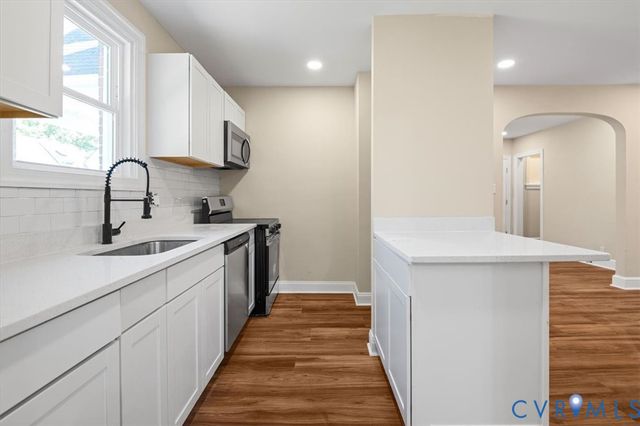 2115 Newbourne St, Richmond, VA 23223