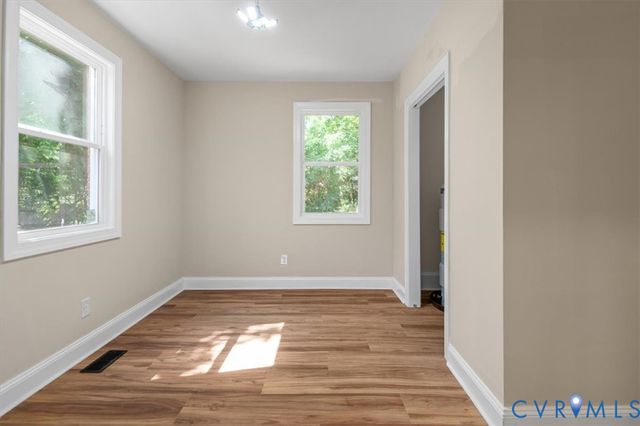 2115 Newbourne St, Richmond, VA 23223