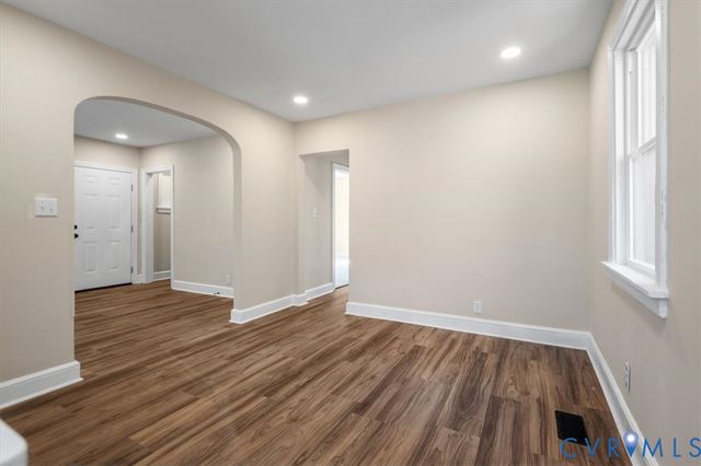 2115 Newbourne St, Richmond, VA 23223