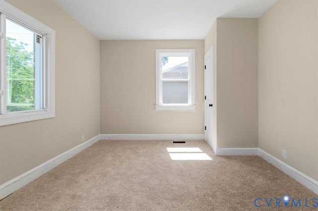 2115 Newbourne St, Richmond, VA 23223