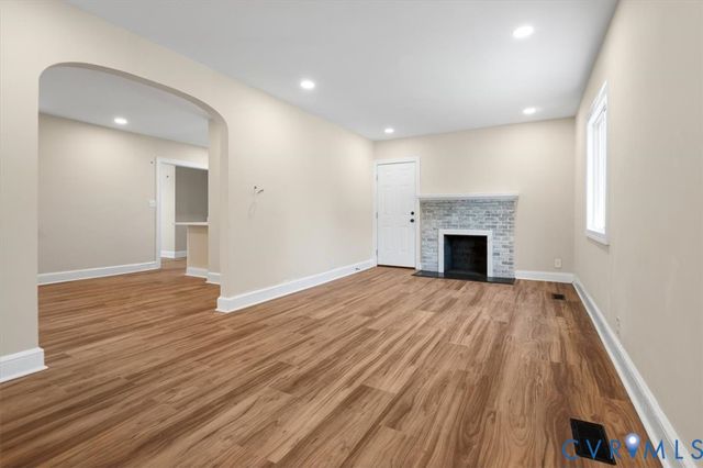 2115 Newbourne St, Richmond, VA 23223