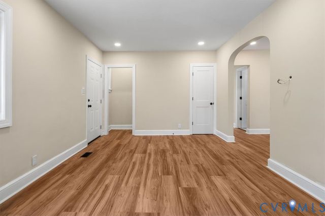 2115 Newbourne St, Richmond, VA 23223
