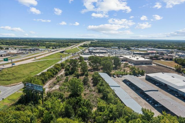 2510 Texoma Parkway, Sherman, TX 75090
