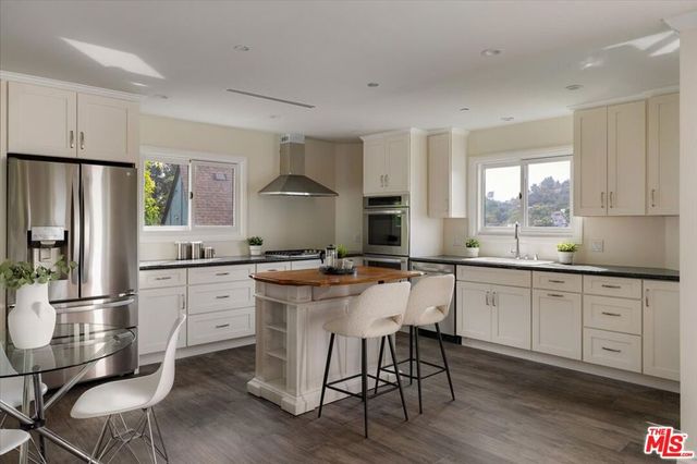 2348 Baxter Street, Los Angeles, CA 90039