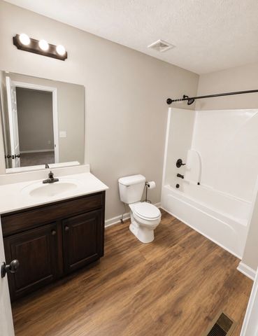 121 Hazelnut Ln, Unionville, TN 37180