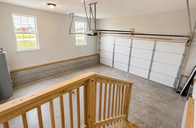 121 Hazelnut Ln, Unionville, TN 37180