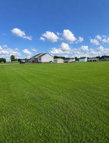 121 Hazelnut Ln, Unionville, TN 37180