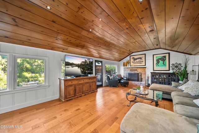 2315 Terrace Lane, Agoura Hills, CA 91301