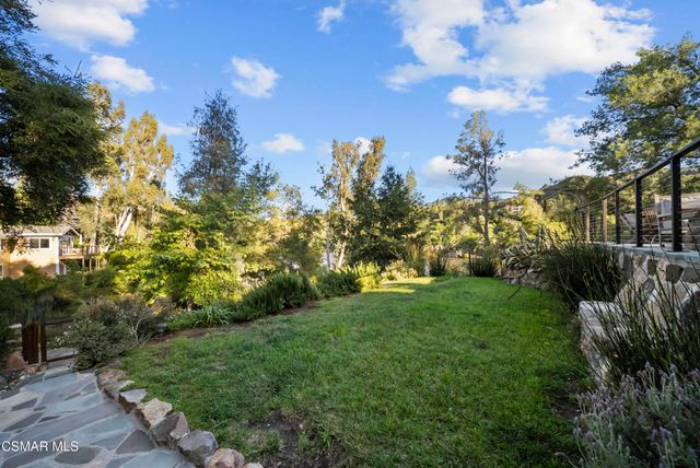 2315 Terrace Lane, Agoura Hills, CA 91301