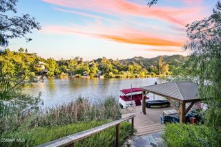 2315 Terrace Lane, Agoura Hills, CA 91301