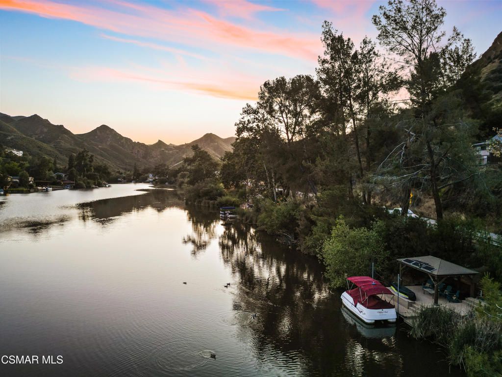 2315 Terrace Lane, Agoura Hills, CA 91301