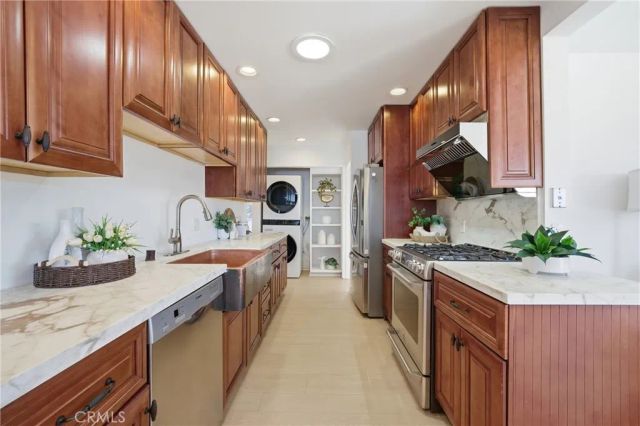 2017 W Macarthur St, Rancho Palos Verdes, CA 90275