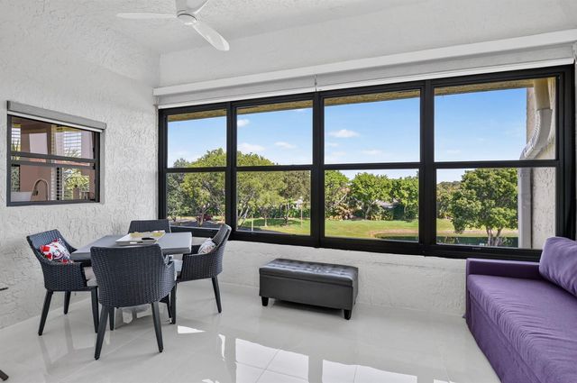 7535 La Paz Boulevard 306, Boca Raton, FL 33433