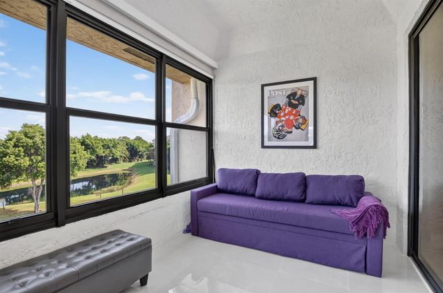 7535 La Paz Boulevard 306, Boca Raton, FL 33433