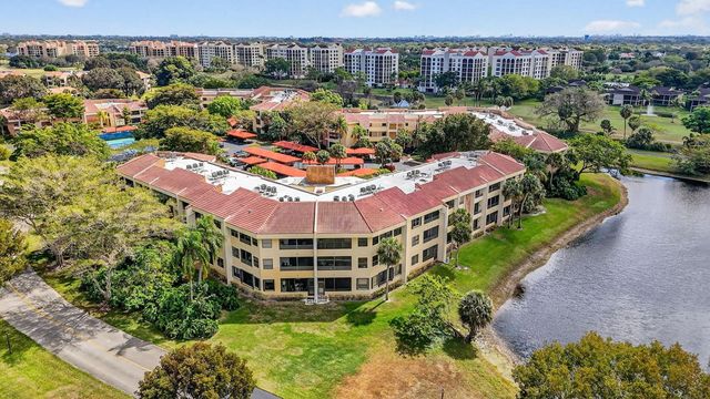 7535 La Paz Boulevard 306, Boca Raton, FL 33433
