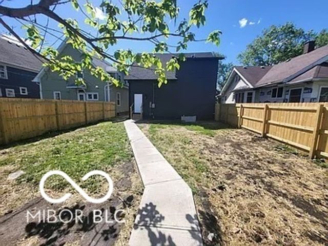 225 N Gray Street, Indianapolis, IN 46201