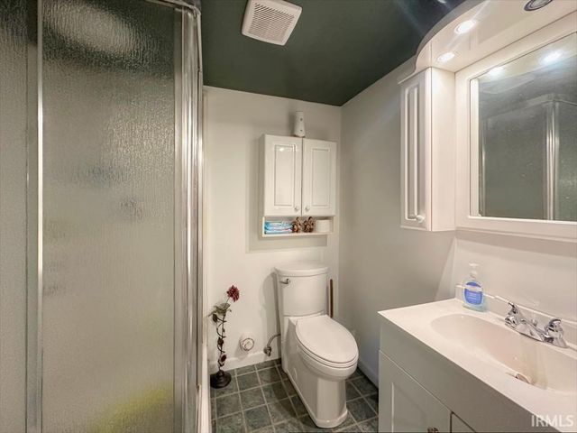 1729 TEASDALE Lane, Kokomo, IN 46902