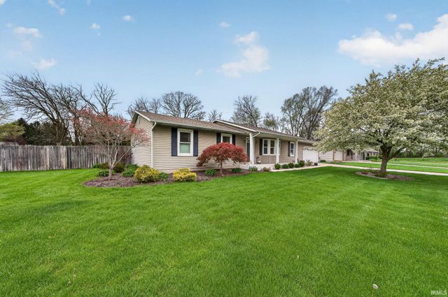 51835 Candy Lane, Granger, IN 46530