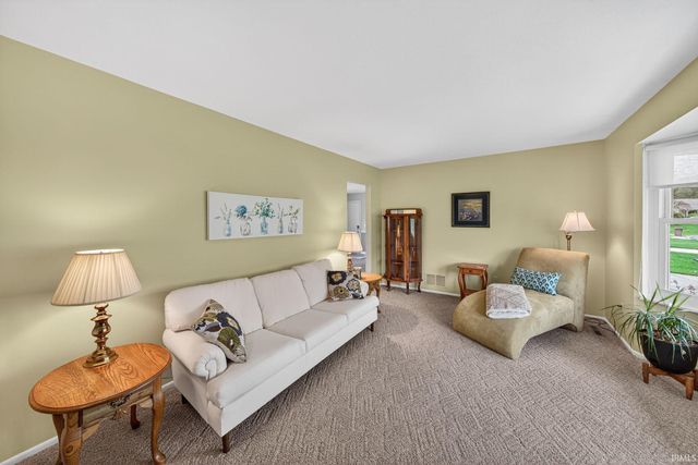 51835 Candy Lane, Granger, IN 46530