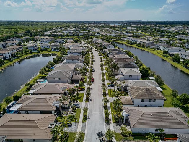 10890 Windward Street, Parkland, FL 33076