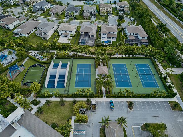 10890 Windward Street, Parkland, FL 33076