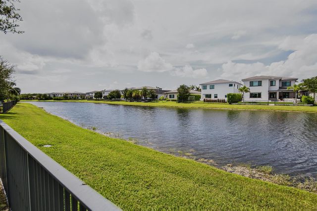 10890 Windward Street, Parkland, FL 33076
