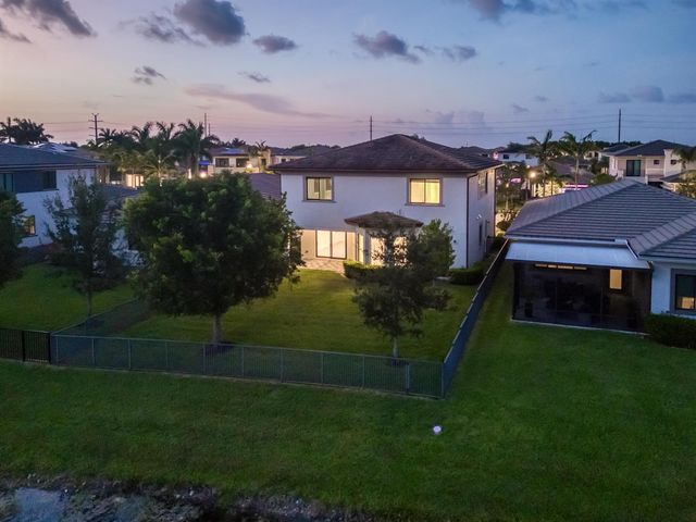 10890 Windward Street, Parkland, FL 33076