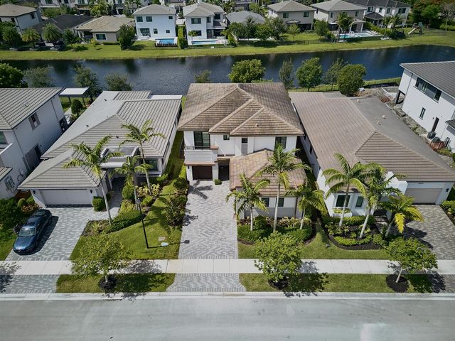 10890 Windward Street, Parkland, FL 33076